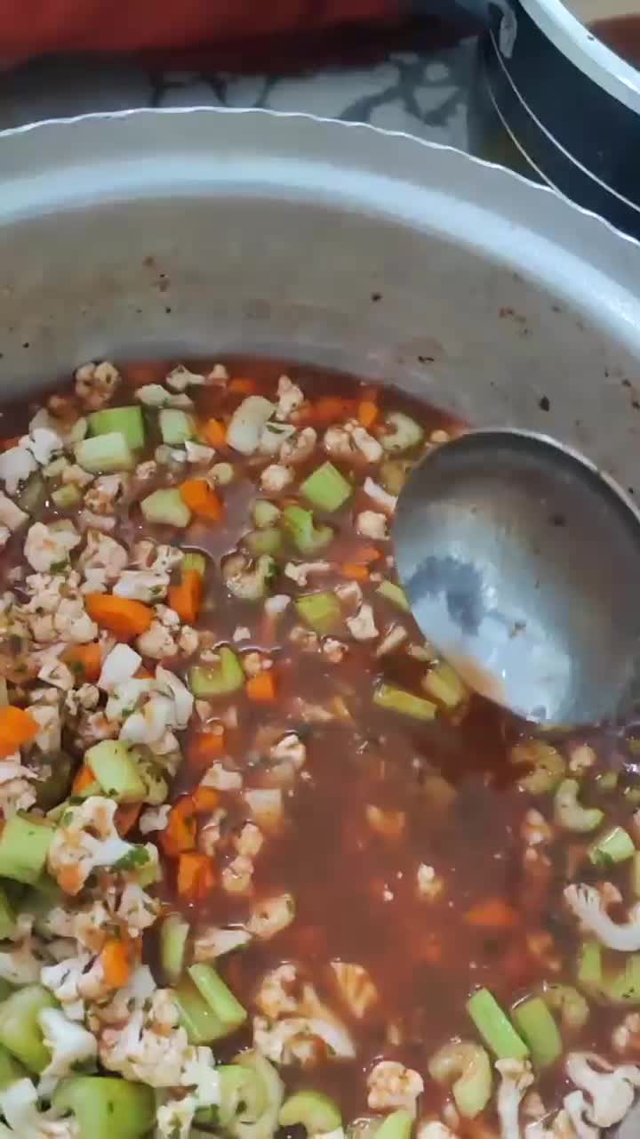 فروش عمده ترشیجات خانگی با طعم اصیل شمالی|خوردنی و آشامیدنی|مشهد, سیس‌آباد|دیوار