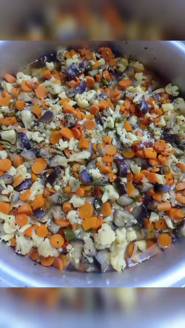 ترشی مخلوط خانگی|خوردنی و آشامیدنی|خورموج, |دیوار