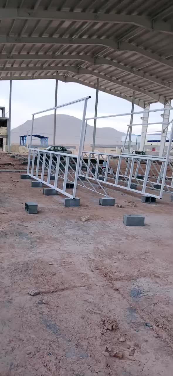 خدمات جوشکاری نفاشی  برشکاری اجرای اسکلت وغیره|خدمات پیشه و مهارت|شهرضا, |دیوار