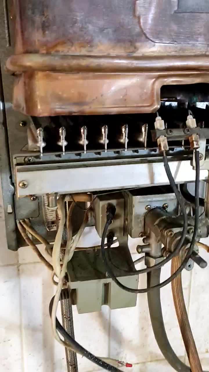 فروش آبگرمکن دیواری بوتان 15|آبگرمکن، پکیج، شوفاژ|بروجرد, |دیوار