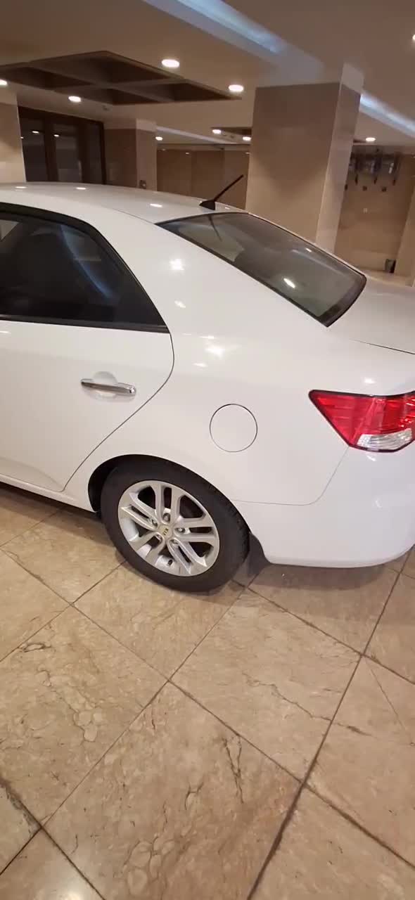 سراتو۲۰۰۰ اتومات مدل ۹۶کم کار یک وجب رنگ نوک کاپوت|خودرو سواری و وانت|تهران, نیاوران|دیوار