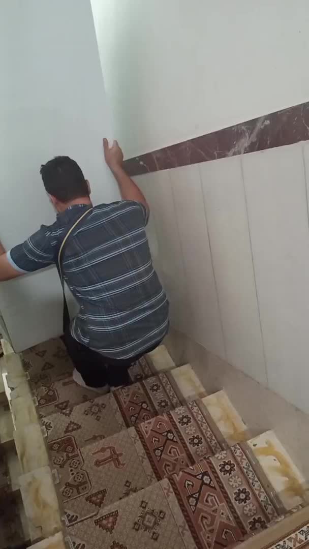 باربری و حمل و نقل زیبا بار بسته بندی ایسوزو وانت|خدمات حمل و نقل|کرمانشاه, |دیوار