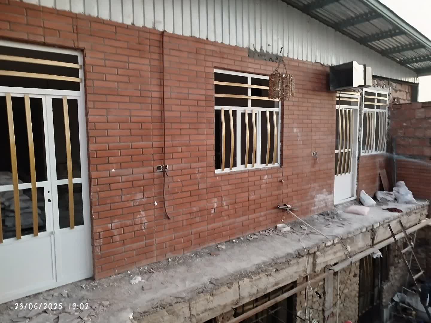 نقاشی و رنگ آمیزی|خدمات پیشه و مهارت|کرمان, |دیوار