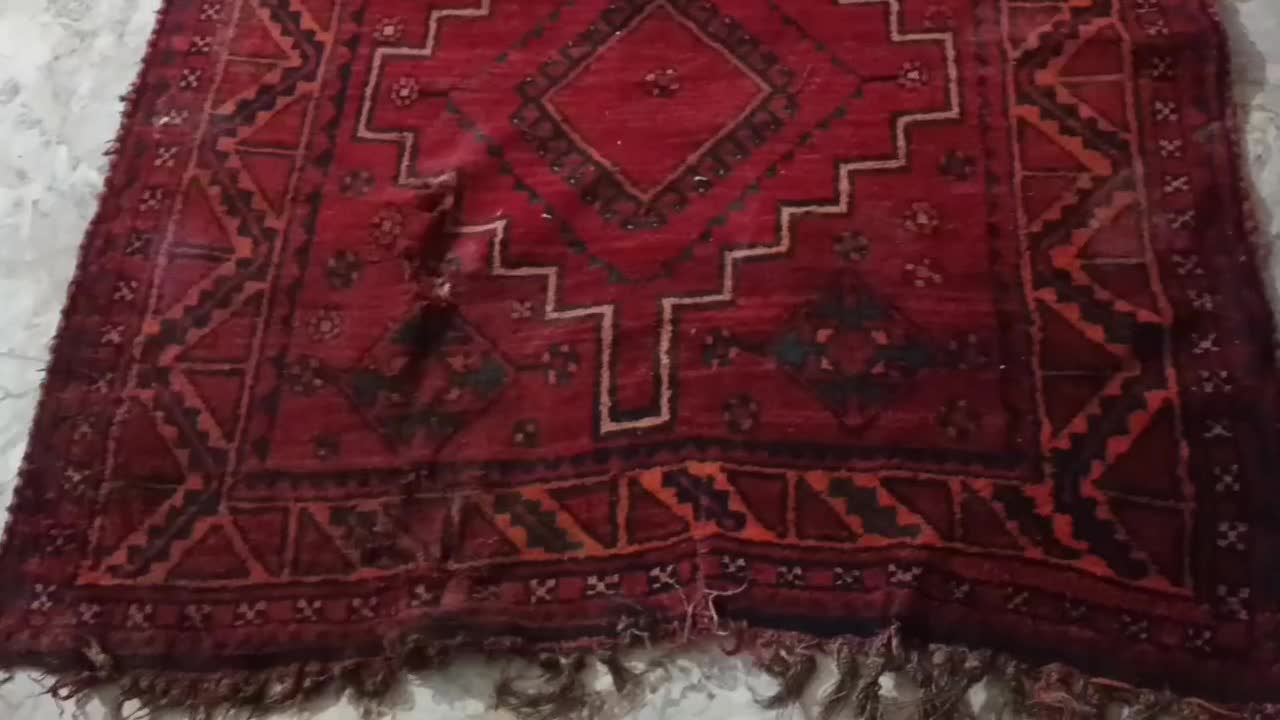 قالیچه سنتی و محلی قدیمی|گلیم، جاجیم، گبه|بهبهان, |دیوار