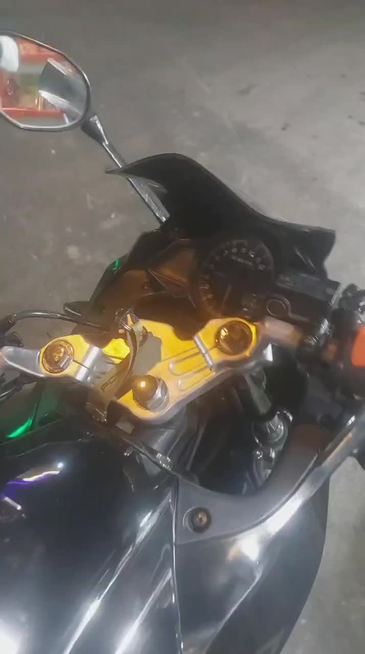 موتور مگلی ۲۰۰ کم کارکرد|موتورسیکلت|گرمی, |دیوار