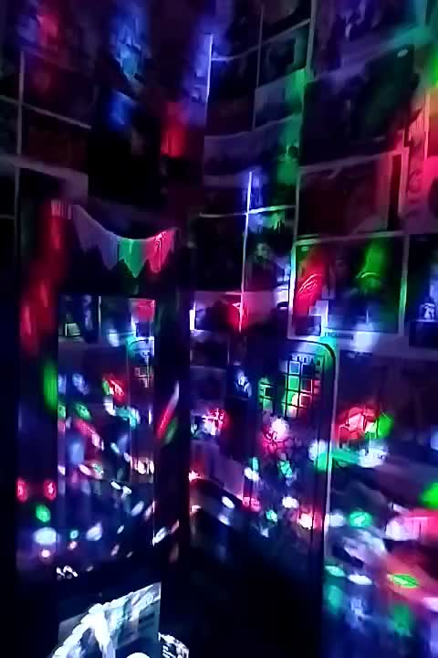 یک عدد رقص نور دیواری جهت کادو دادن|ریسه و چراغ تزئینی|تهران, بریانک|دیوار