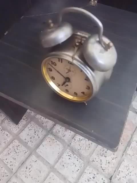 ساعت قدیمی|کلکسیون اشیاء عتیقه|زنجان, |دیوار