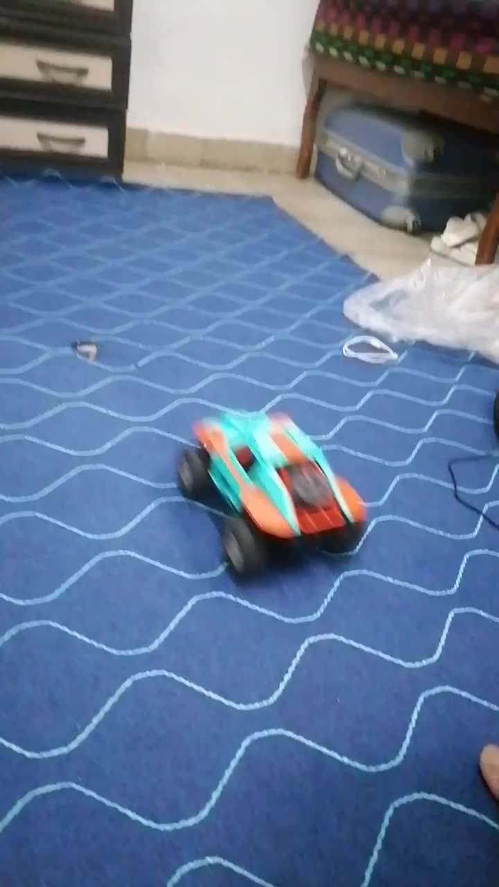 دوعدد ماشین کنترلی|اسباببازی بچه|اندیمشک, |دیوار