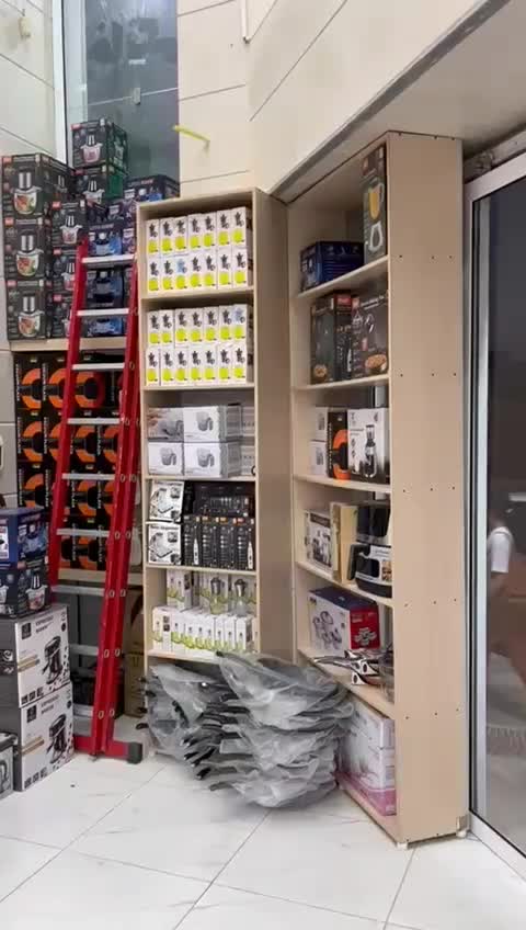 ترازو پیمانه دار|ظروف پخت‌وپز|بندر گناوه, |دیوار