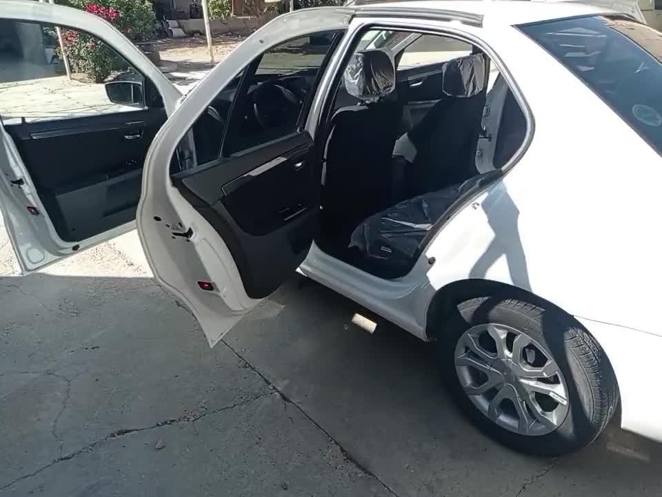 سورن پلاس EF7 فول 1402|خودرو سواری و وانت|میاندوآب, |دیوار