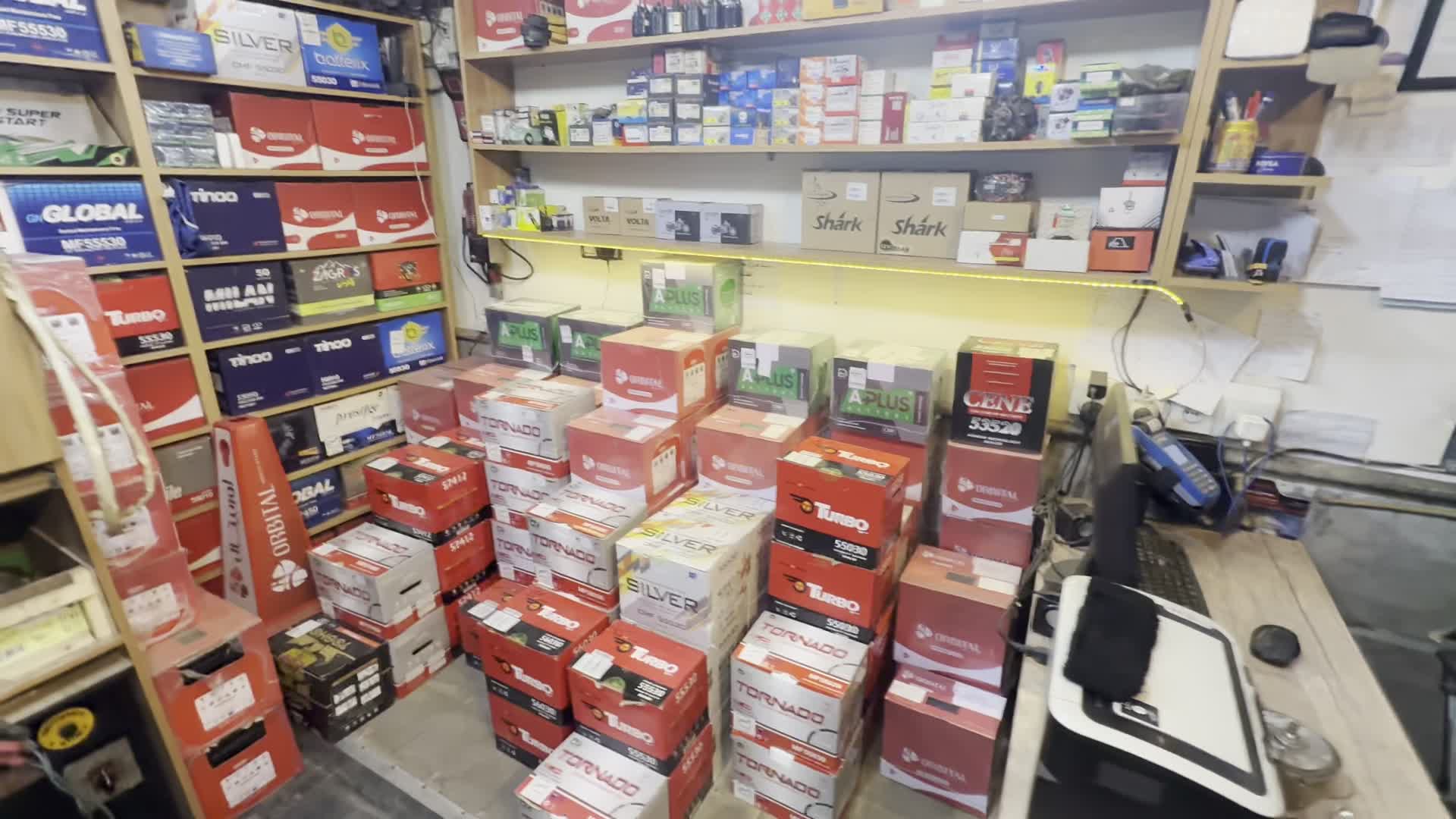 باتری ماشین/باتری خودرو نصب در محل حتی جمعه|قطعات یدکی و لوازم جانبی|مشهد, کلاهدوز|دیوار