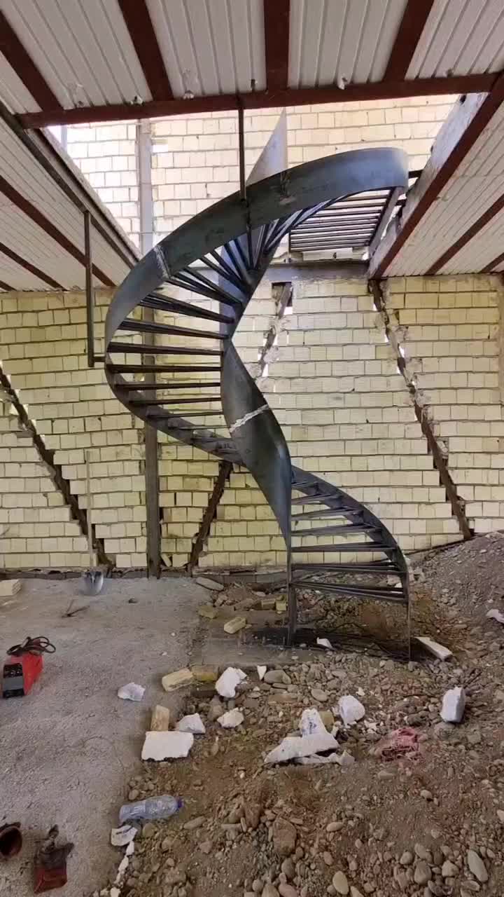 پله گرد و مدرن|خدمات پیشه و مهارت|کرج, کمال‌شهر|دیوار