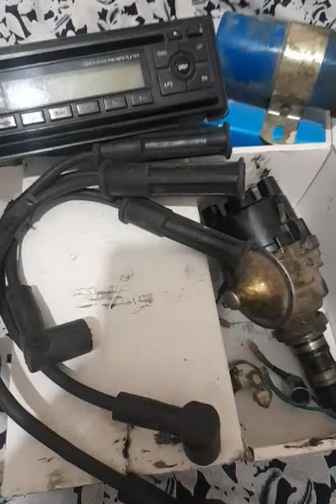 فروش وسایل پیکان کاربرات ضبط سالم سی خور،|قطعات یدکی و لوازم جانبی|تهران, نازی‌آباد|دیوار