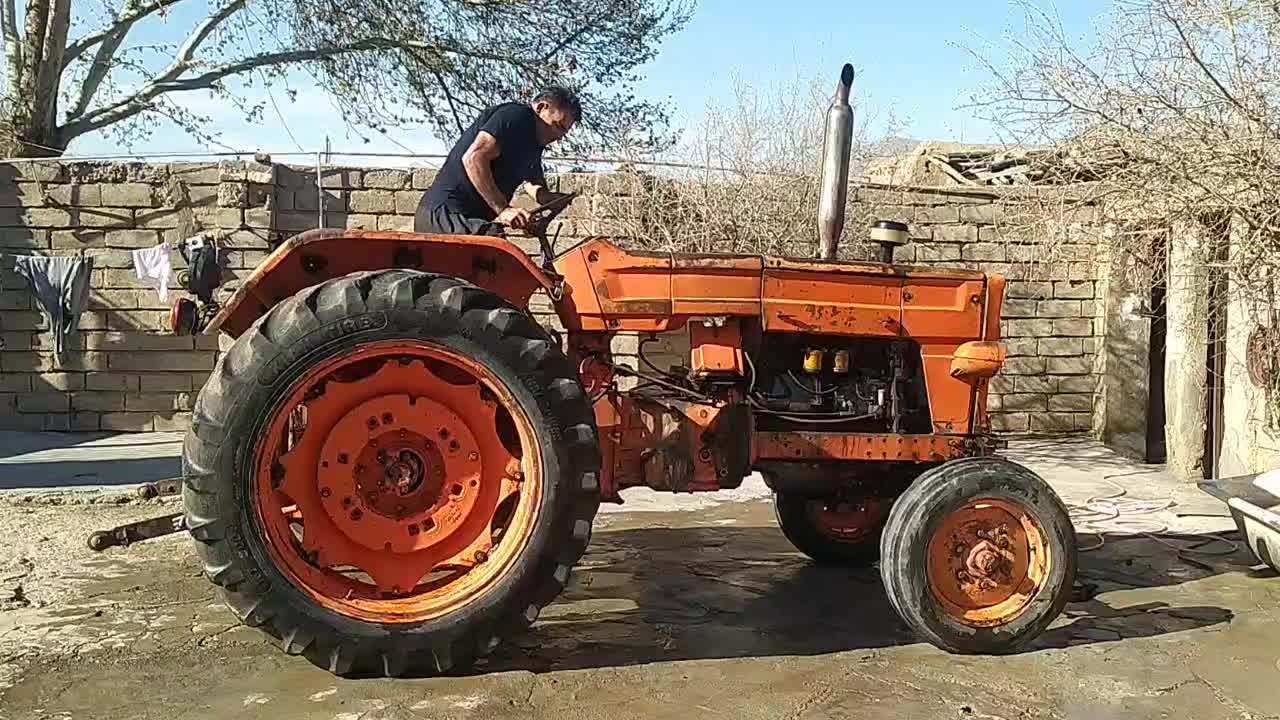 تراکتور‌رومانیمدل62|خودرو سنگین|صحنه, |دیوار