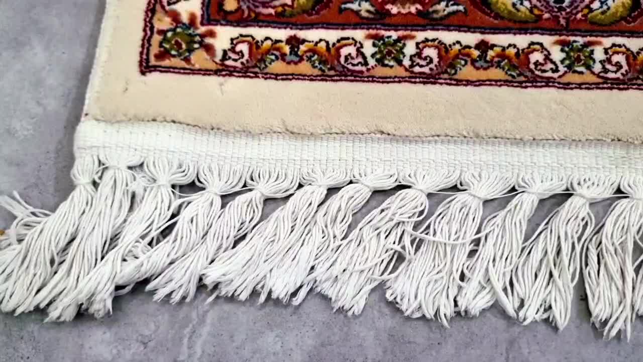 فرش ۷۰۰ شانه نگین ابریشم مشهد|فرش|تهران, والفجر (افسریه)|دیوار