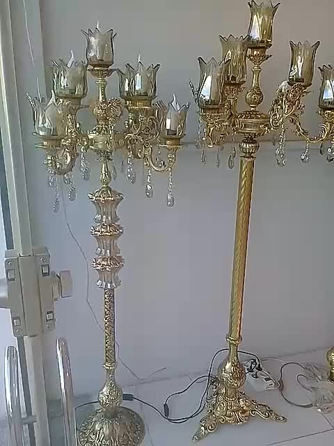 کنار سالنی شاخه ای|چراغ خواب و آباژور|زاهدان, |دیوار