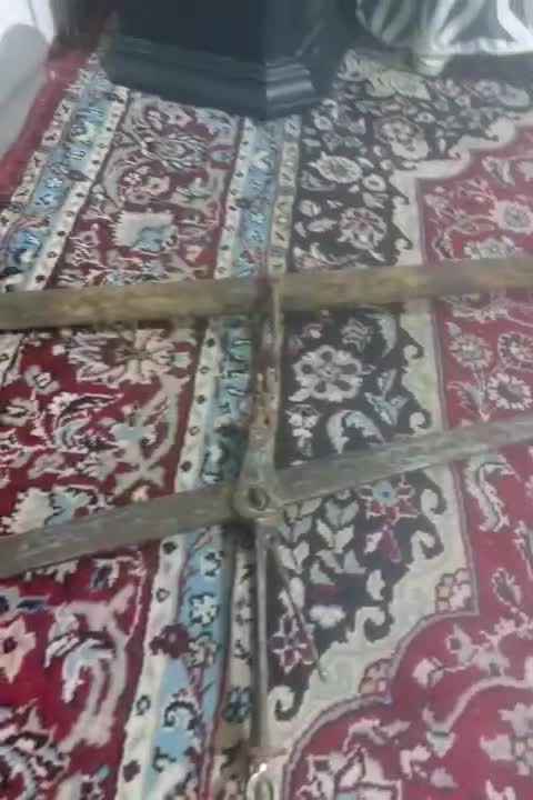 یک عدد ترازو قپونی قدیمی|کلکسیون اشیاء عتیقه|یزد, |دیوار