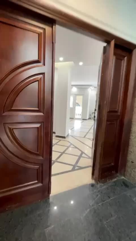 ۳۰۰متر اداری کامرانیه|اجارهٔ دفتر کار، اتاق اداری، مطب|تهران, کامرانیه|دیوار