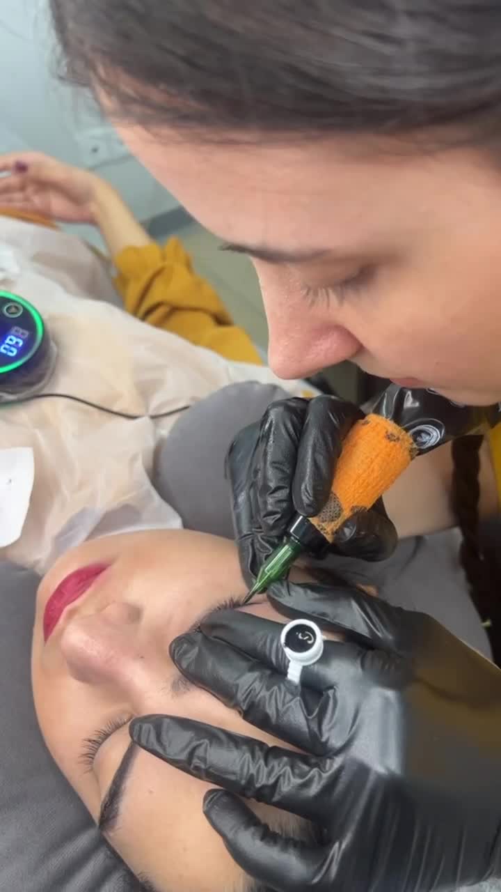 آموزش حرفه ای آرایش دائم با متد روز دنیا|خدمات آموزشی|تهران, دردشت|دیوار