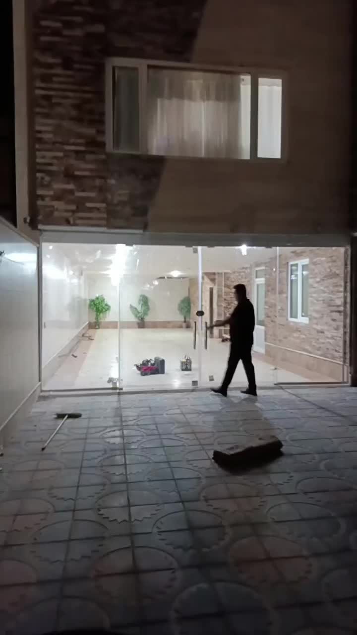 پنجره دوجداره UPVC و شیشه سکوریت|خدمات پیشه و مهارت|قزوین, |دیوار