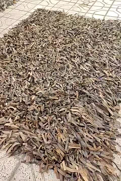 فرش چرم طبیعی نسکافه ای پرز بلند|فرش|مشهد, هنرستان|دیوار