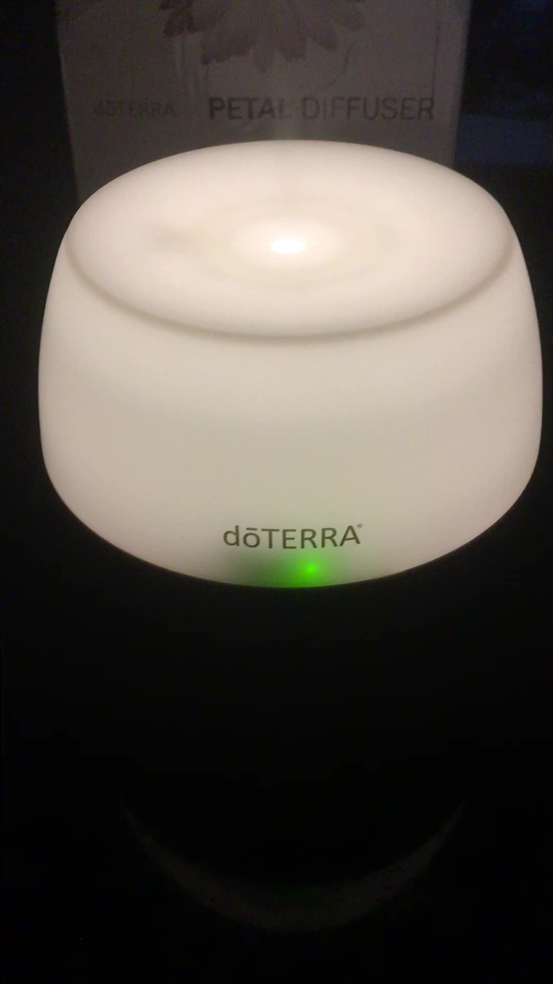 دستگاه مرطوب و خوشبو کننده هوا doTERRA|پنکه و تصفیه‌کنندهٔ هوا|بندر کنگان, |دیوار