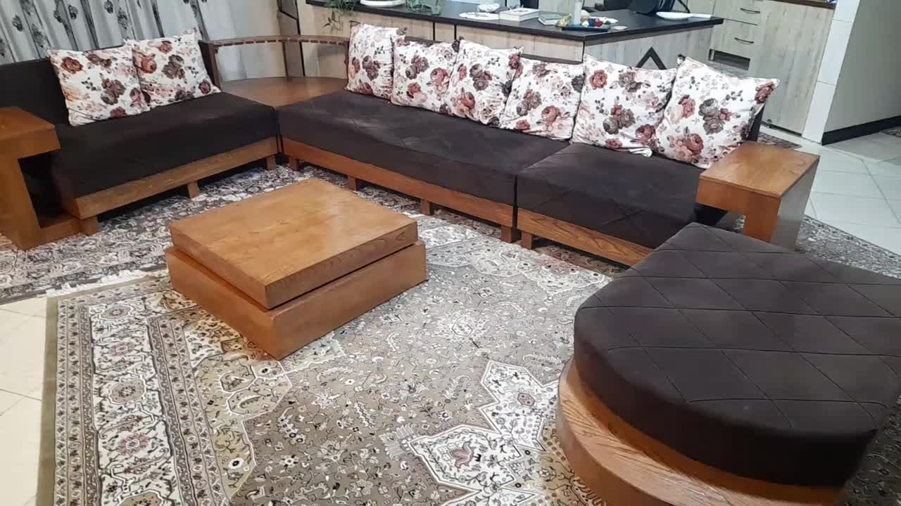 مبل راحتی ۷ نفره|مبلمان خانگی و میز عسلی|قم, بنیاد|دیوار