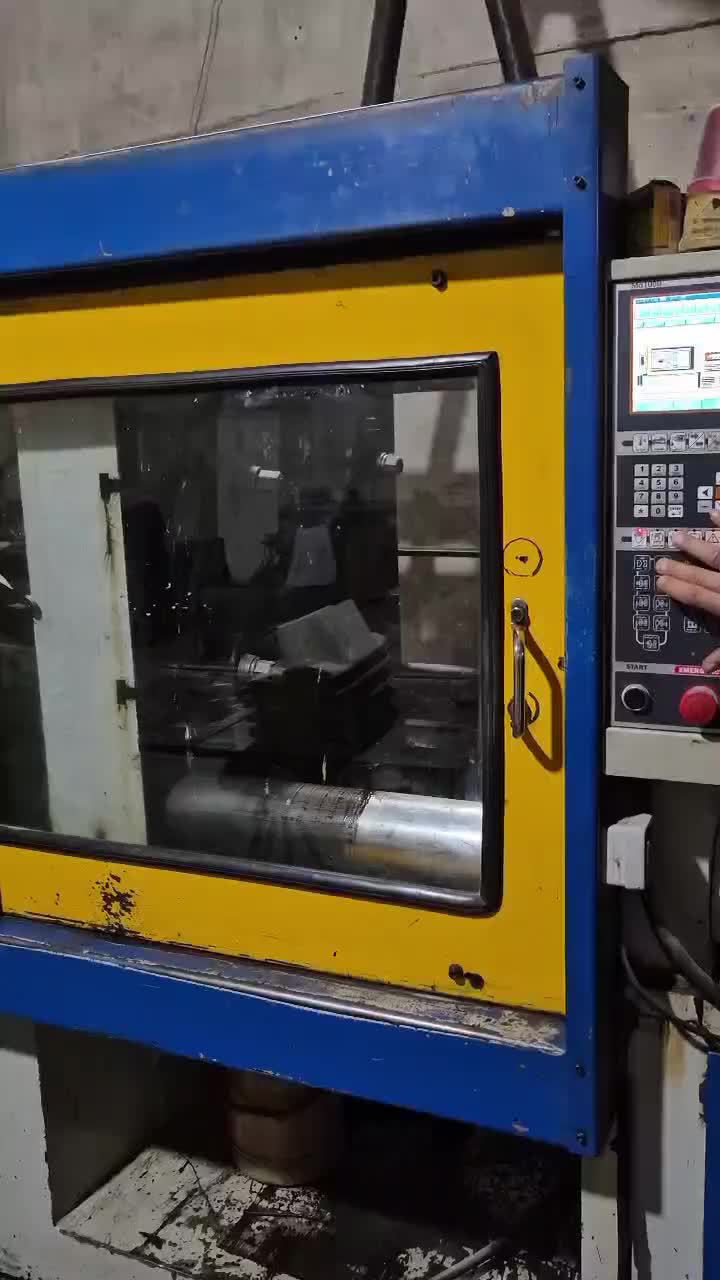 دستگاه تزریق پلاستیک ۴۰۰تن ایرانی مارک معریان|ماشینآلات صنعتی|ماهدشت, |دیوار