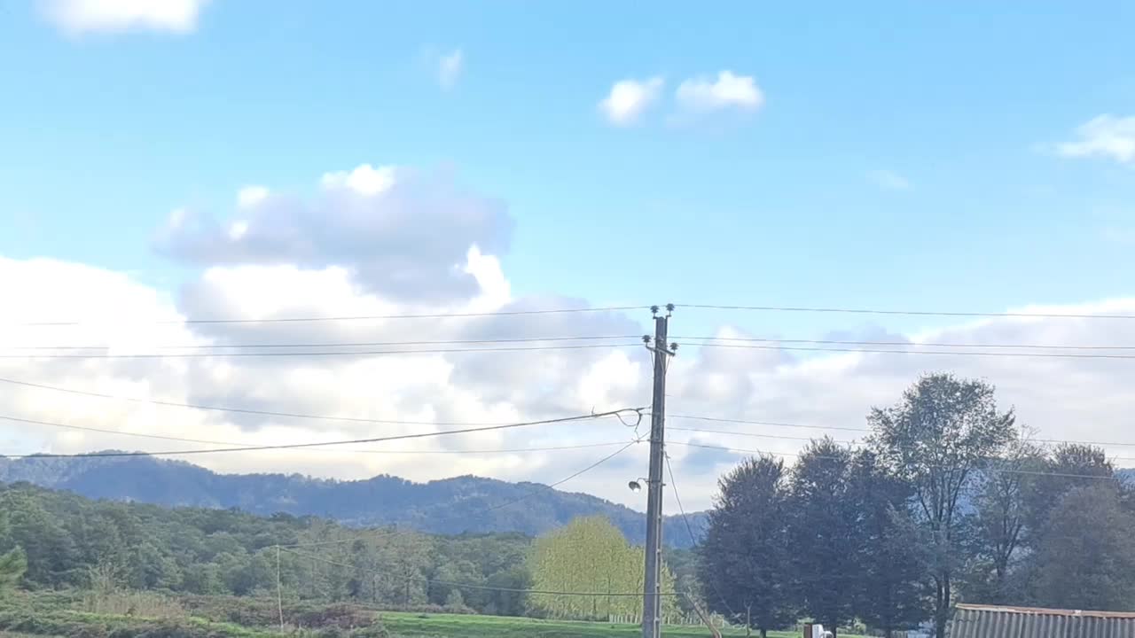 ویلا ۴۰۰ متری سندار رشت چماچا بغل دریاچه نورماس|فروش خانه و ویلا|رشت, پارک شهر|دیوار