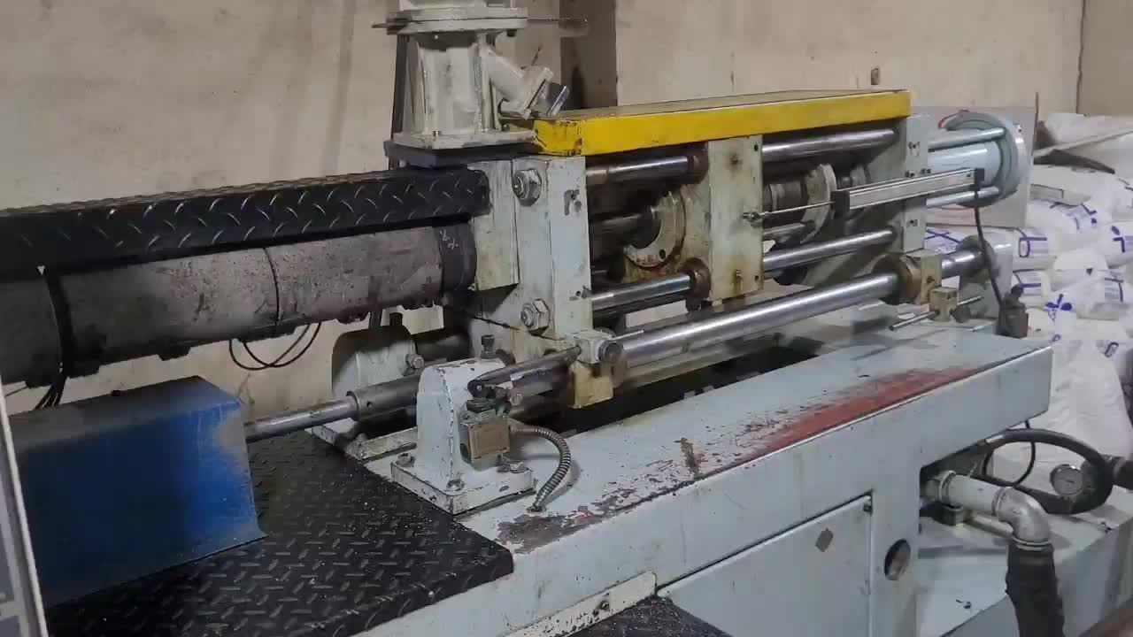 دستگاه تزریق پلاستیک ۱۵۰ تن آرارات|ماشین‌آلات صنعتی|کرج, شهرک امیر المومنین|دیوار