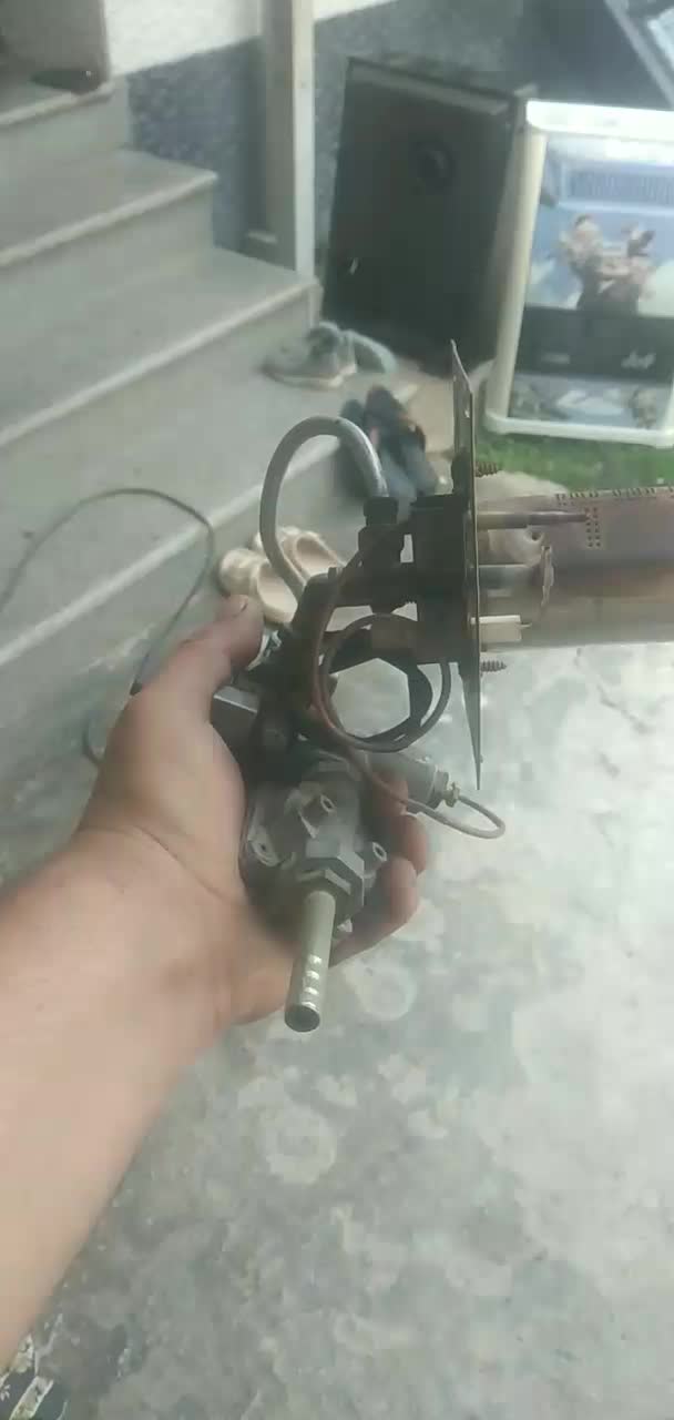 تعمیر ابگرمکن وبخاری|خدمات پیشه و مهارت|گنبد کاووس, |دیوار