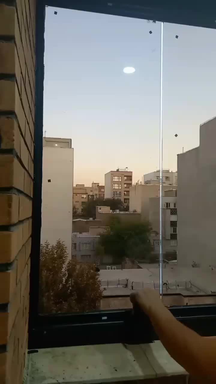 درب پنجره شیشه بالکن|مصالح و تجهیزات ساختمان|همدان, |دیوار