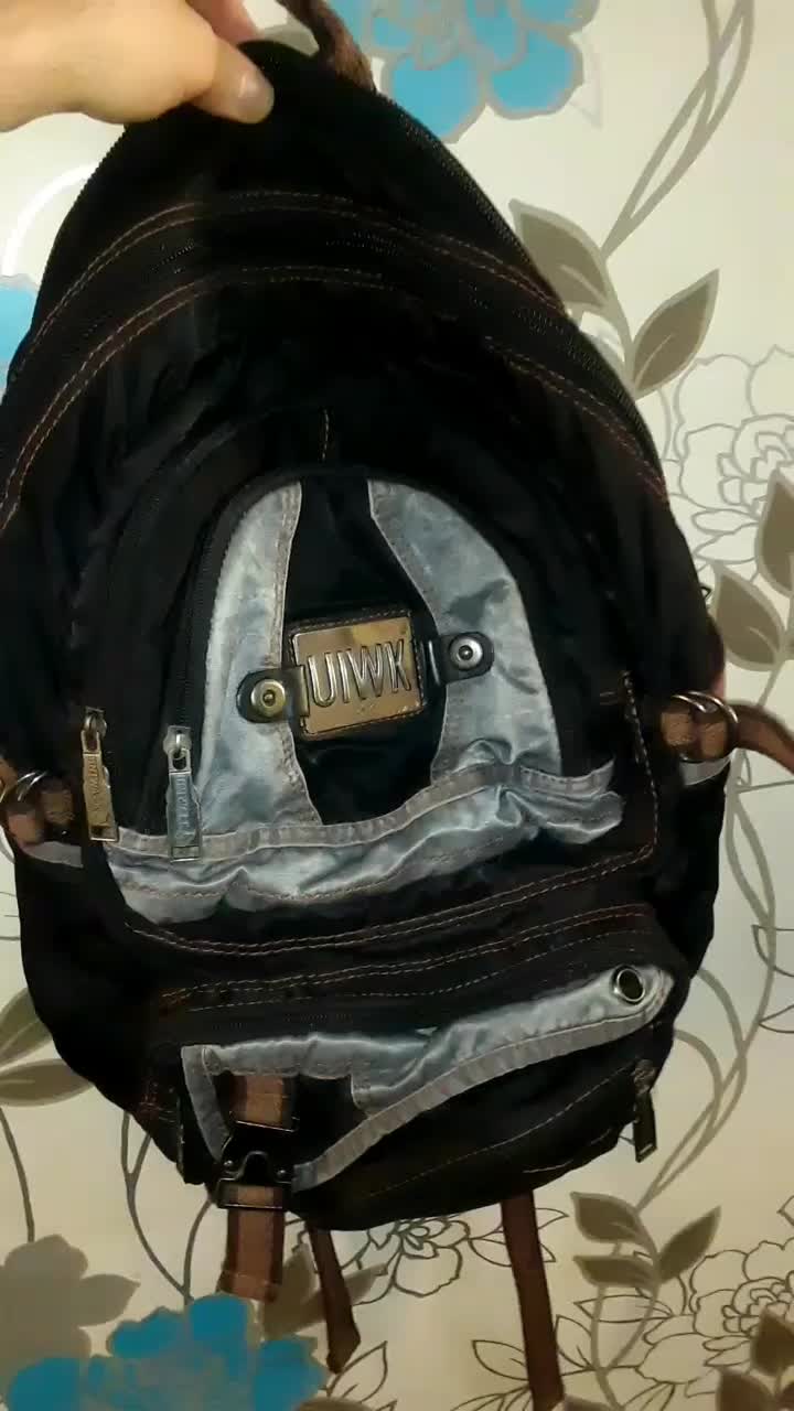 یک عدد کوله پشتی مناسب دبستان|کیف، کفش، کمربند|اراک, |دیوار