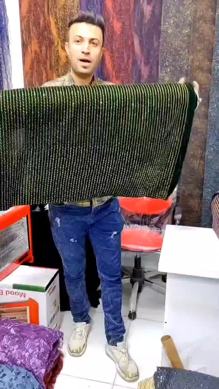 پارچه مخمل ملیله ومنجق دوزی شده|لباس|سی‌سخت, |دیوار