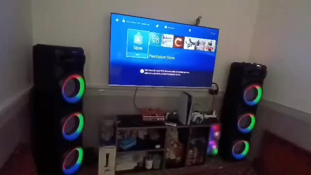 تعدادی لوازخونگی (لوازم برقی)دوچرخه حرفی نو|تلویزیون و پروژکتور|بشاریات, |دیوار