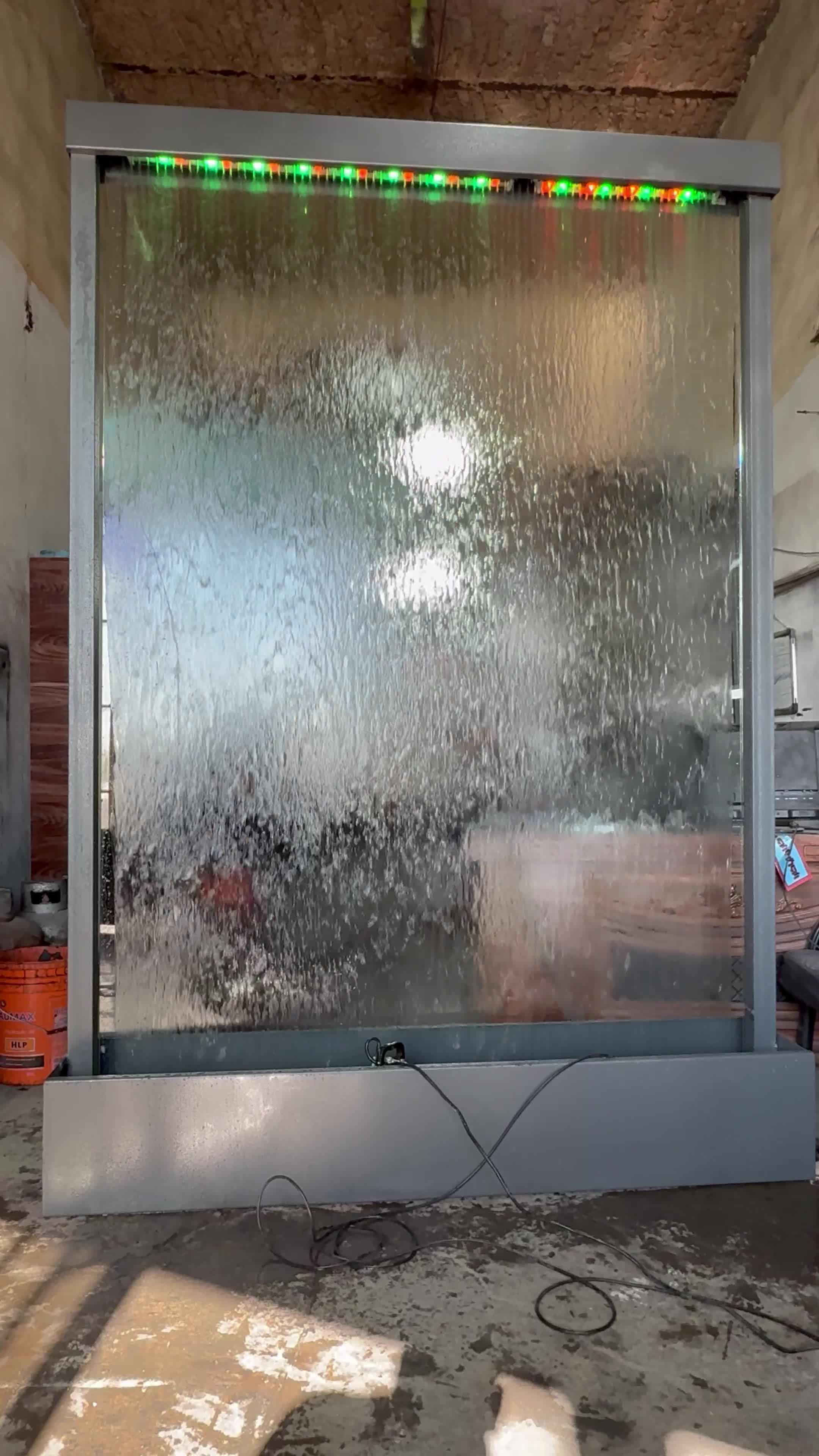 آبنما پرتابل|مصالح و تجهیزات ساختمان|هشتگرد, طاووسیه|دیوار