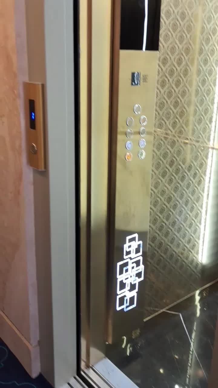 هتل بسیار تمیز، پارکینگ دار، یک ستاره|اجارهٔ کوتاهمدت آپارتمان و سوئیت|مشهد, هفده شهریور|دیوار