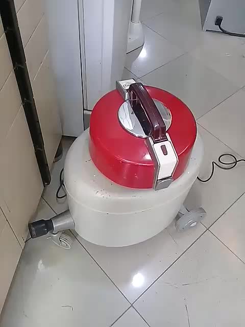 جارو برقی آنتیک SIEMENS آلمان|کلکسیون اشیاء عتیقه|اسلامشهر, مظفریه|دیوار