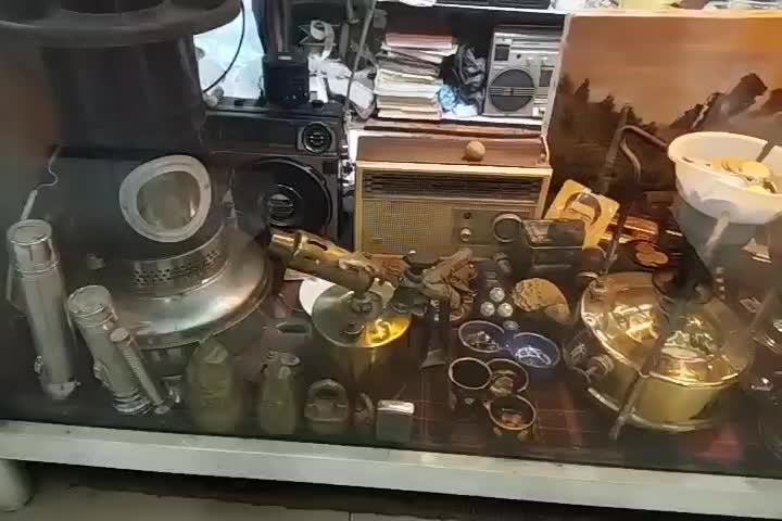 عتیقە و کلکسیونی|کلکسیون اشیاء عتیقه|مهاباد (آذربایجان غربی), |دیوار