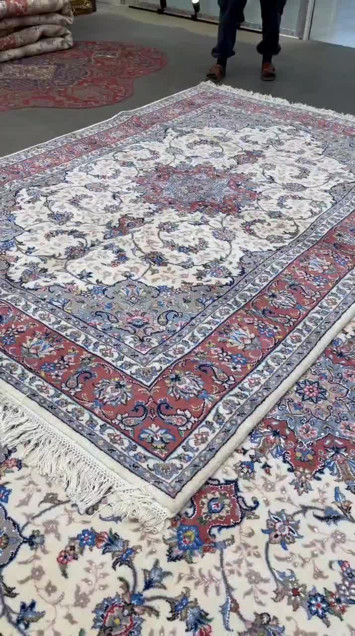 فرش دستباف( بساک ) جفت ۶ متریه حاشیه رنگی یزد|فرش|مشکیندشت, |دیوار