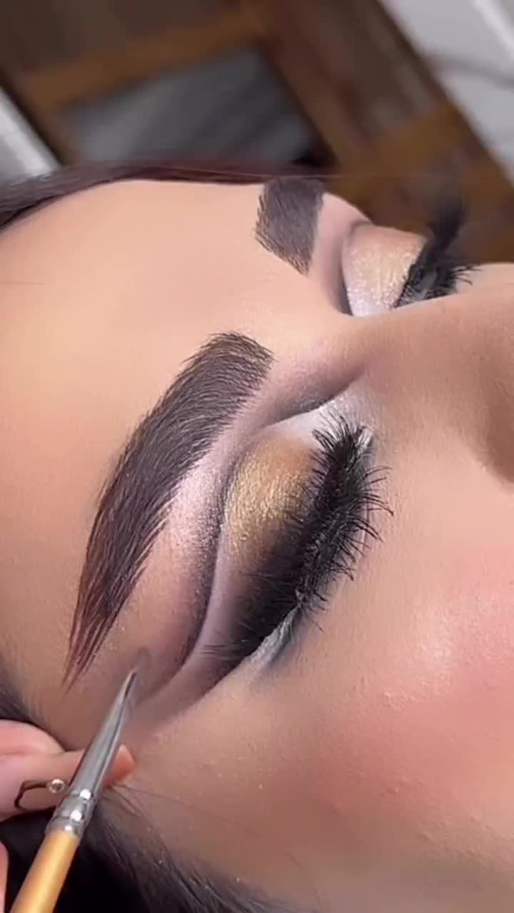 آموزش میکاپ وانجام خدمات میکاپ عروس وهمراهی|خدمات آرایشگری و زیبایی|یاسوج, |دیوار