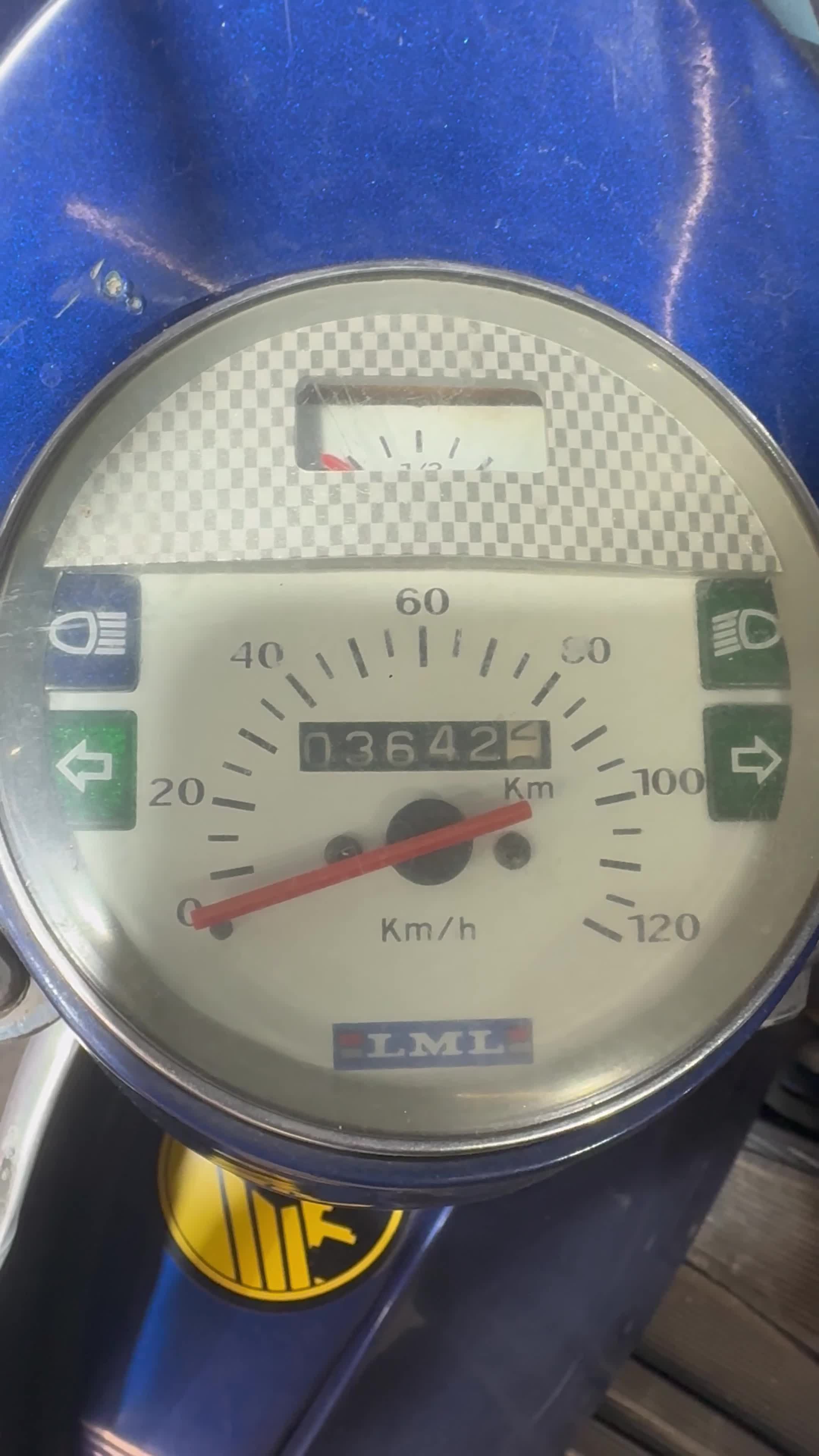 فروش موتور وسپا LML150cc مدل۱۳۹۱ سرمه ای|موتورسیکلت|تهران, قلمستان|دیوار