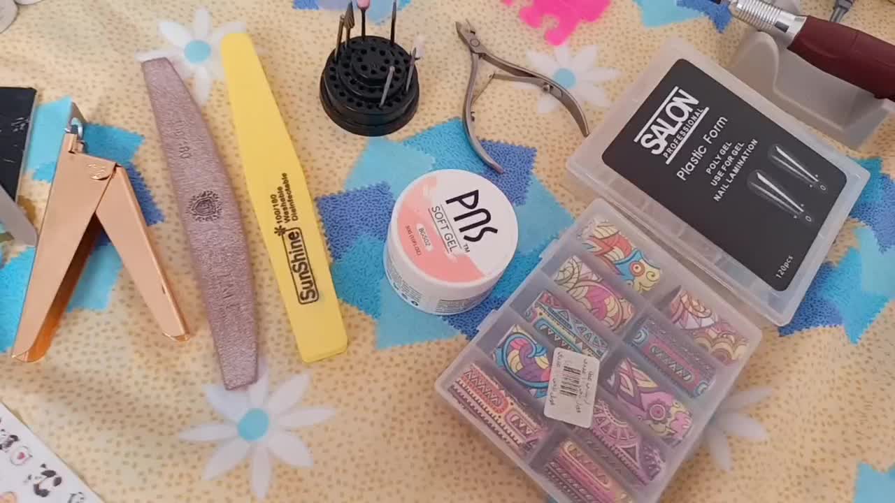 پک کامل کاشت ناخن|آرایشی، بهداشتی، درمانی|جلفا, |دیوار