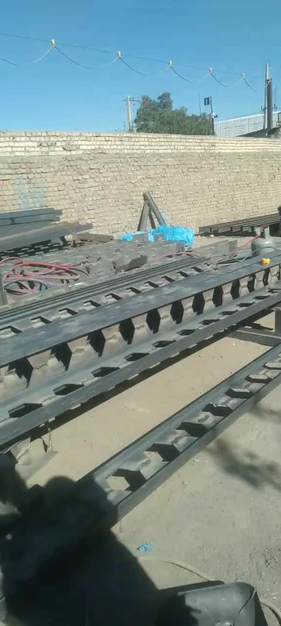 جوشکار اسکلت بامدرک فنی واتحادیه|خدمات پیشه و مهارت|کرج, گلدشت|دیوار