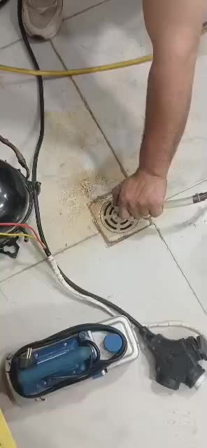 تعمیرات کولرگازی اسپیلت پنجره ای.نصب.سرویس.جابجایی|خدمات پیشه و مهارت|آبادان, |دیوار