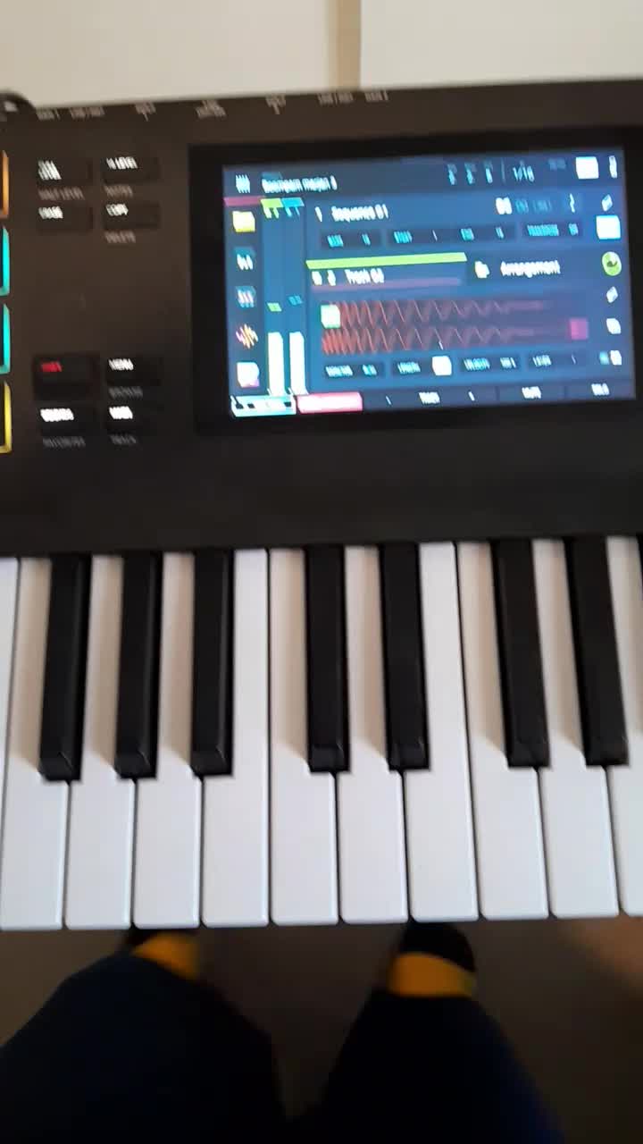 Akai Mpc Key 61|پیانو، کیبورد، آکاردئون|تهران, جمالزاده|دیوار