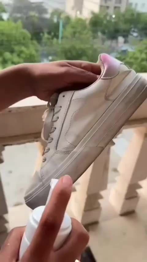 محلول تمیز کننده کفش|مواد شوینده و دستمال کاغذی|بندرعباس, |دیوار