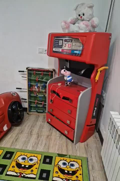 تخت ماشینی و دلاور پمپ بنزین|تخت و سرویس خواب|کلاله, |دیوار