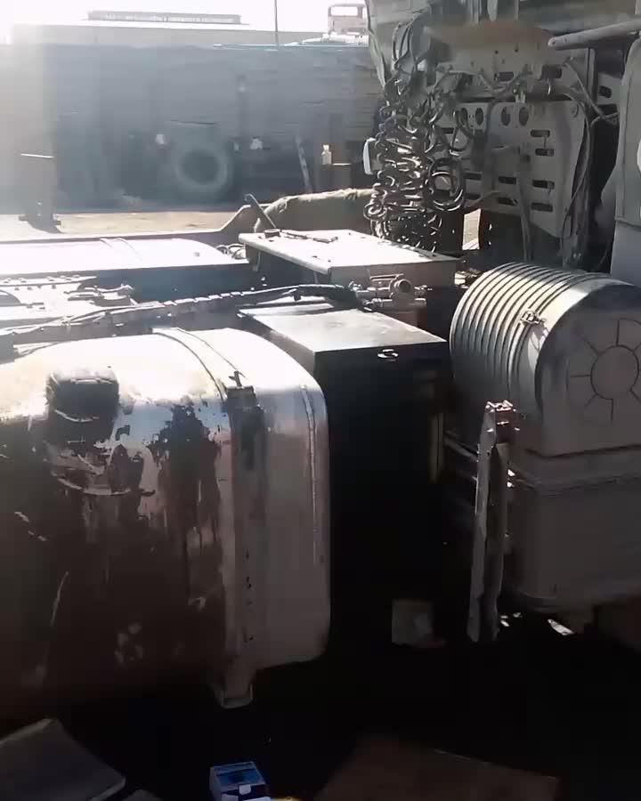 پخش باک گازوییل کامیون و جابجایی جاباطری،تانک باد|قطعات یدکی و لوازم جانبی|اصفهان, شهرک مهدیه|دیوار