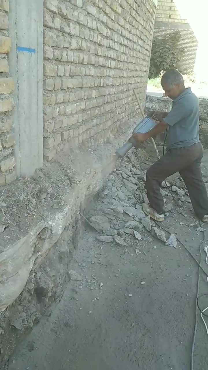 تخریب کاری کندن سبتینگ کشیدن مصالح ساختمانی کنترات|خدمات پیشه و مهارت|گنبد کاووس, |دیوار